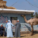 Con intenso calor musulmanes inician gran peregrinación anual a La Meca