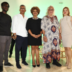 Marivell Contreras presenta libro de poemas Hilos del caribe