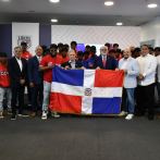 Liga Dominicana entrega bandera al equipo para la Serie del Caribe Kids 2025