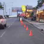 Comerciantes se adueñan de parqueos en Santiago