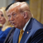 Trump adelanta plan para anular ayudas a universitarios indocumentados, dicen activistas