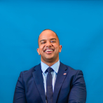 Juan Martínez Nova, joven que presentó su tesis doctoral en una actividad internacional