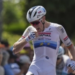 Merlier gana la novena etapa del Tour de Francia tras frustrarse la escapada de van der Poel
