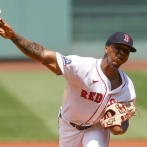 Medias Rojas extienen racha a 10 victorias tras superar 4-1 a Rays de la mano de Rafaela y Bello