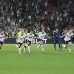 Con una menos, Alemania vence a Francia en penales y avanza a semifinales de la Euro 2025