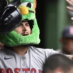 Wilyer Abreu pega dos H4 y los Medias Rojas vencen a los Cachorros