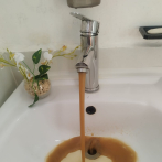 Persisten problemas con el agua potable en Ciudad Juan Bosch