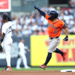 Astros derrotan a los Yankees en 10 entradas
