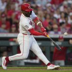 Miguel Andújar pega grand slam para ayudar a Greene y los Rojos a vencer a los Filis 8-0