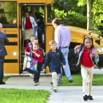 Cómo lograr que los niños vuelvan a tener un horario de sueño para el año escolar
