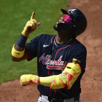 Jonrón de Jurickson Profar ayuda Bravos a remontar y barrer la serie con Guardianes