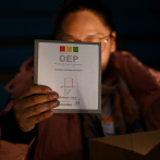 Bolivia elegirá presidente en balotaje entre dos candidatos de derecha, según proyecciones