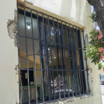 Roban en dispensario médico de Villa Duarte y ciudadanos denuncian apagones e inseguridad