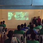 Aldea Estudio proyecta película “Madre: a dos centímetros de ti” en cárceles del país