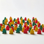 Criterios para determinar el orden de precedencia en un evento