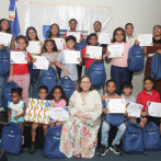 Cronistas Sociales entregan el 