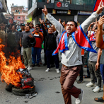 Desmienten la muerte de la esposa de un exprimer ministro nepalí atacada en las protestas