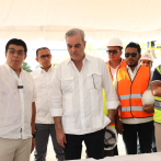 Abinader supervisa avances ampliación del Acueducto Barrera de Salinidad