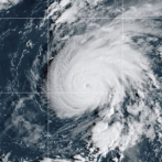 Gabrielle se intensifica y se convierte en huracán categoría 3 en el Atlántico