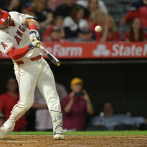 Mike Trout batea dos HRS y deja a los Astros al borde de la eliminación