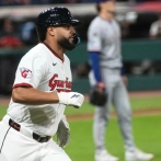 Guardianes aseguran su lugar en los playoffs de la Liga Americana con una victoria sobre los Rangers