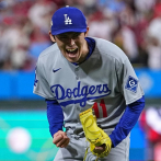 Los Dodgers encuentran en Roki Sasaki a su cerrador para los playoffs
