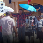 Protestan frente al Palacio Nacional contra los desalojos, en el Día de la Vivienda Digna