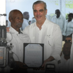 Abinader entrega títulos en Palmarejo y comunitarios exigen acceso a agua potable