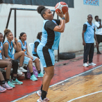 San Carlos y Élites de Yamasá vencen en torneo nacional de basket femenino