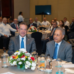 UNE propone políticas públicas que logren un mayor desarrollo competitivo en sectores productivos