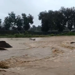 Crecida del río Nizao deja más de 20 comunidades incomunicadas en Rancho Arriba