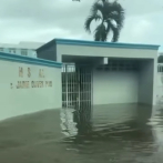 Tormenta Melissa deja inundaciones en Hospital Jaime Oliver Pino de San Pedro de Macorís