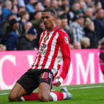 Sunderland logra sorprendente victoria de último minuto ante Chelsea