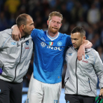 Kevin De Bruyne se lesiona tras anotar un penal y Napoli derrota 3-1 al Inter