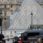 En Francia: detienen dos hombres por el robo de joyas en el Louvre
