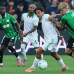 Dybala marca su primer gol en la liga desde febrero y Roma asciende a la cima de la Serie A