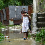 Director del COE llama a “no descuidarse”; 3,785 personas desplazadas y 48 localidades aisladas