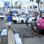 Hoyos se multiplican en vías públicas de la capital y ponen a las personas en peligro
