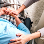 Supérate desarrolla formación técnica especializada en el cuidado a adultos mayores