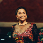 París subasta cuatro vestidos icónicos de la cantante de ópera Teresa Berganza