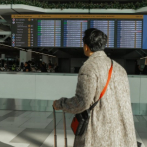 Dominicanos varados en Estados Unidos tras más de 1,000 vuelos cancelados en segundo día de recortes