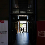 Abren los centros de votación en Chile para los comicios presidenciales y parlamentarios