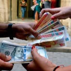 Cuba restringe las cuentas en divisas