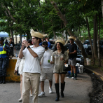 Desde temprano, público de Bad Bunny espera inicio de concierto