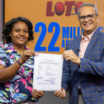 LEIDSA entrega certificado a Conserje ganadora de 22 millones con el Loto
