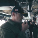 Secretario de Guerra estadounidense visita portaaviones de EEUU desplegado en el Caribe