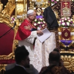 El papa concluye su visita a Turquía y viaja a Líbano con un mensaje de paz