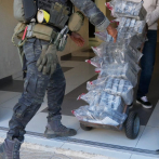 Confiscan 114 paquetes de cocaína