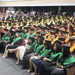 UCSD gradúa a 812 en diferentes profesiones