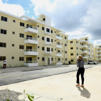 Médicos denuncian no han recibido los apartamentos entregados por el Presidente en diciembre